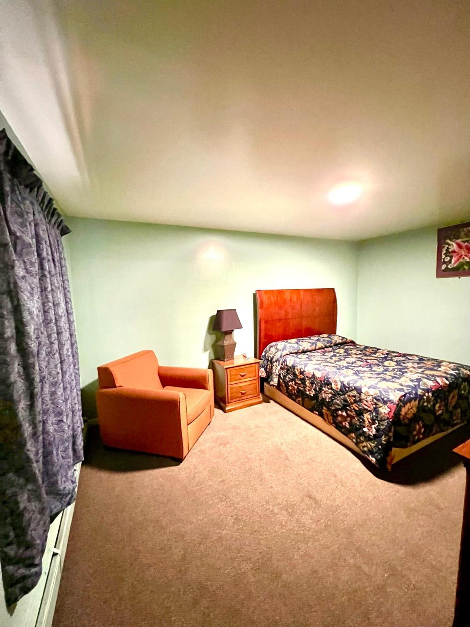 Your Motel อิปซีแลนทิ ภายนอก รูปภาพ